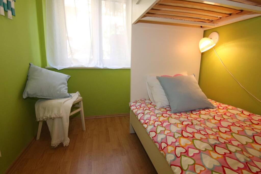 Fast Friend - Cozy Apartment In The Center With Private Garage غييكا المظهر الخارجي الصورة